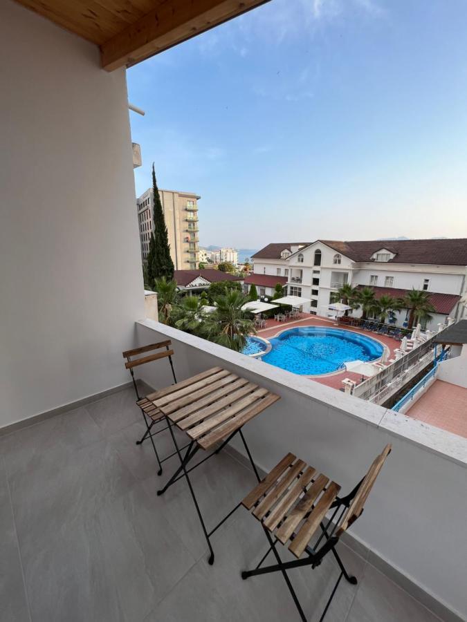 Hotel Andrea Sarande Exterior photo